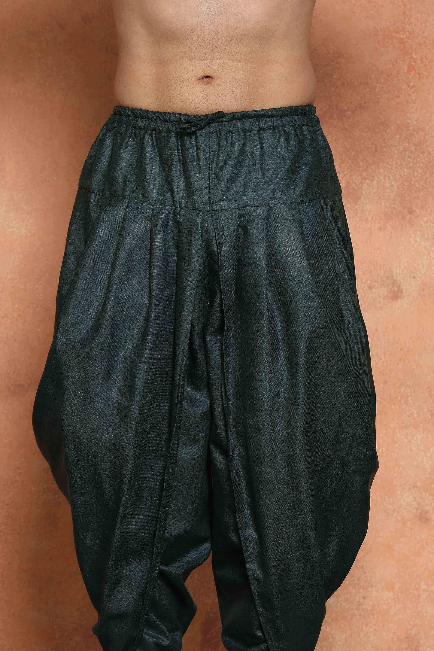 KISAH Men's Indo-Western Sherwani Dhoti Set, Green Silk Blend, Jacquard Regular Fit Mandarin Collar Long Sleeves (M)