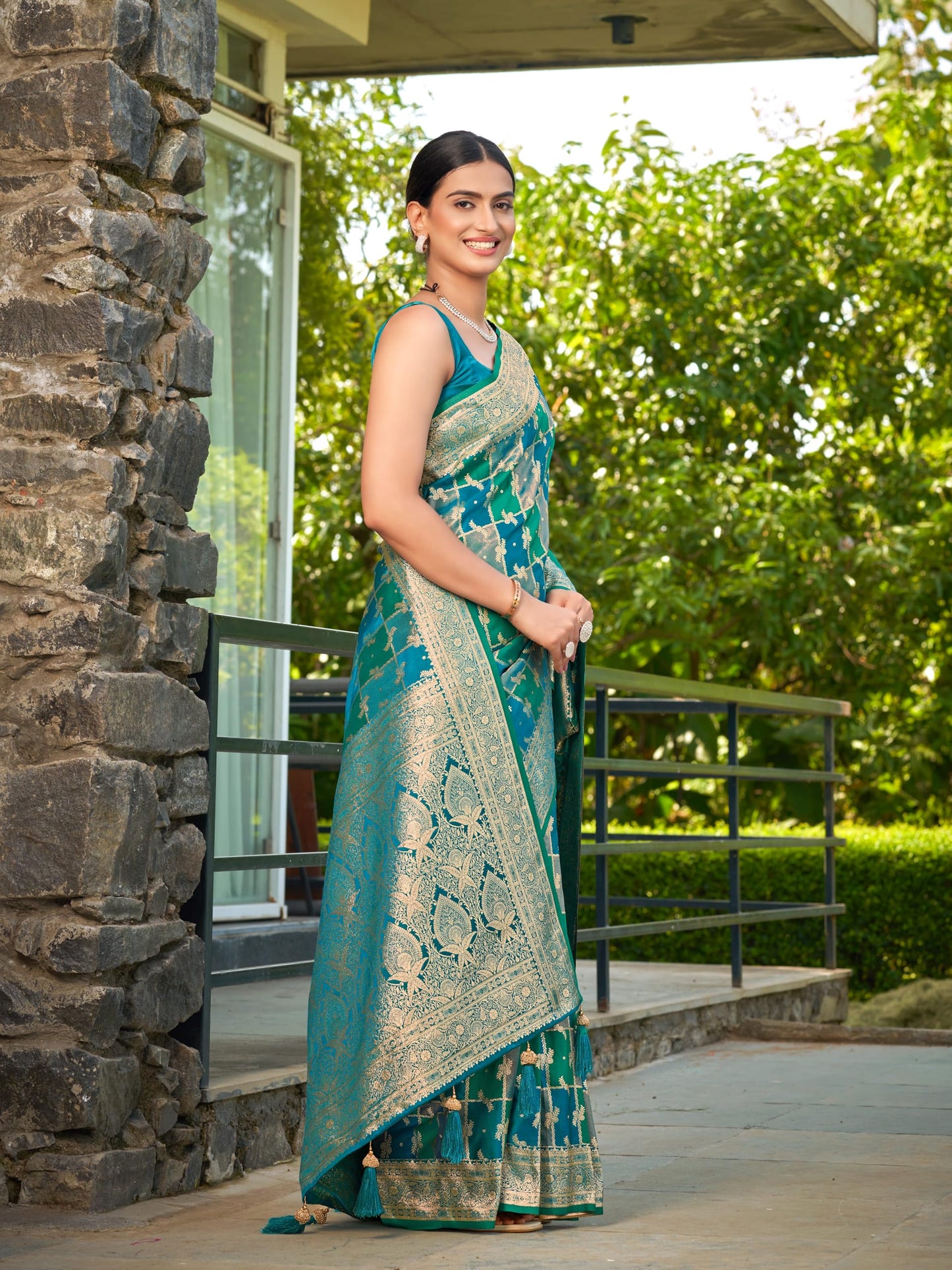 MANOHARI Women's Most Trendy Banarasi Satin Silk Woven Turquiose Blue Saree With Heavy Jacquard Work Saree With Blouse Piece_MN2051