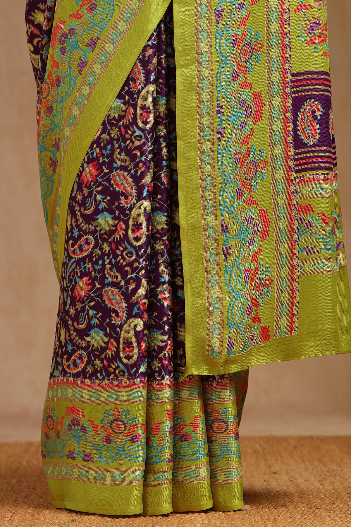 Soch Womens Purple Pashmina Paisley Print Saree