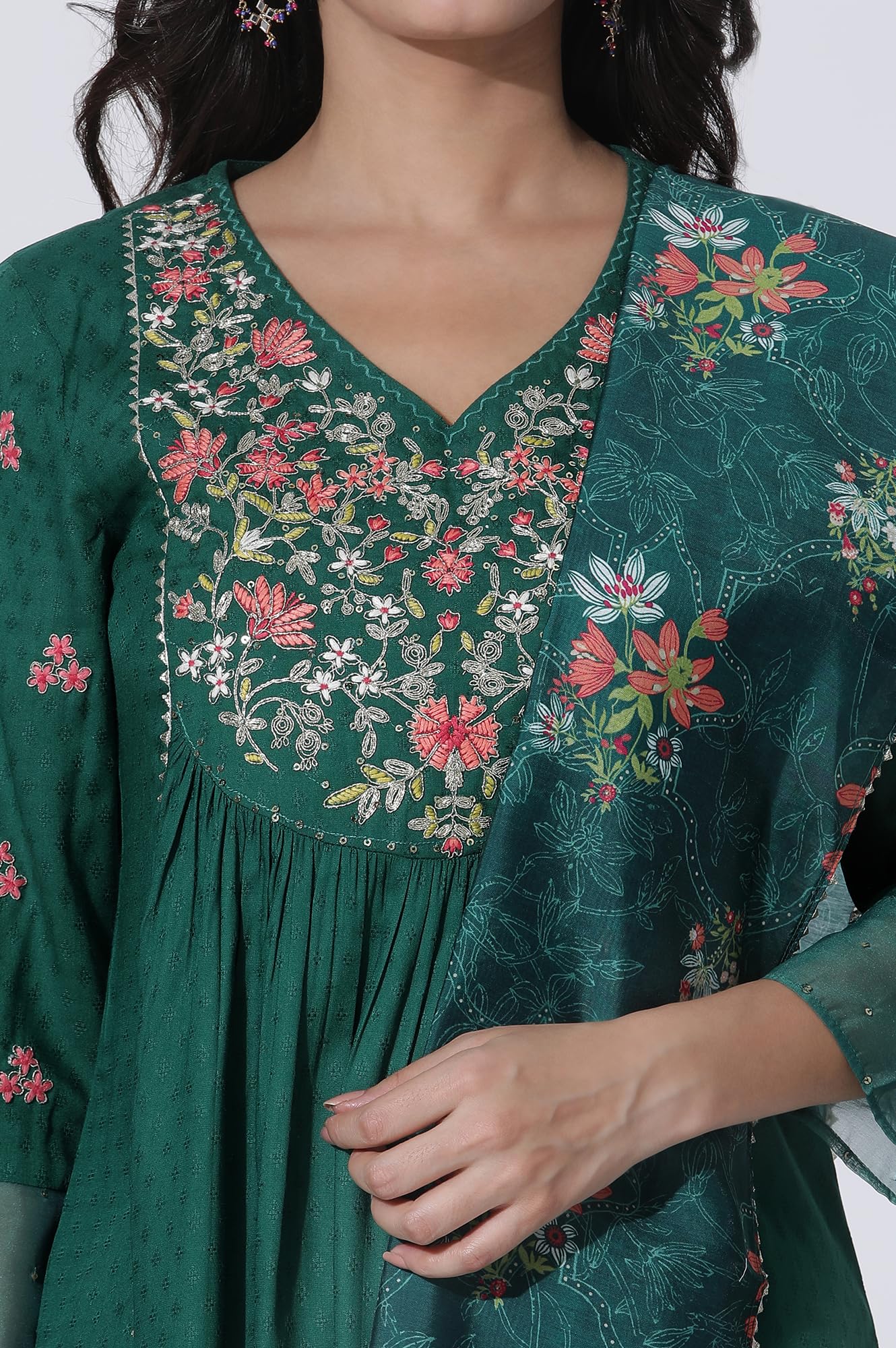 W for Woman Emerald Green Panelled Embroidered Kurta, Pants and Printed Chanderi Dupatta_24AUWS11400-221953_XL