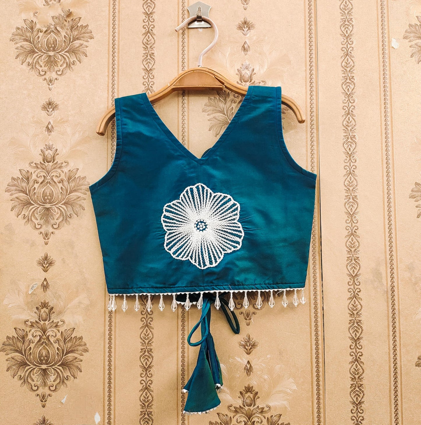 Helene Girls Embroidered Full Stitched Lehenga Choli with White Net Dupatta Set | Traditional Indian Ethnic Wear for Festivals & Weddings (Rama, 6-7 Years)