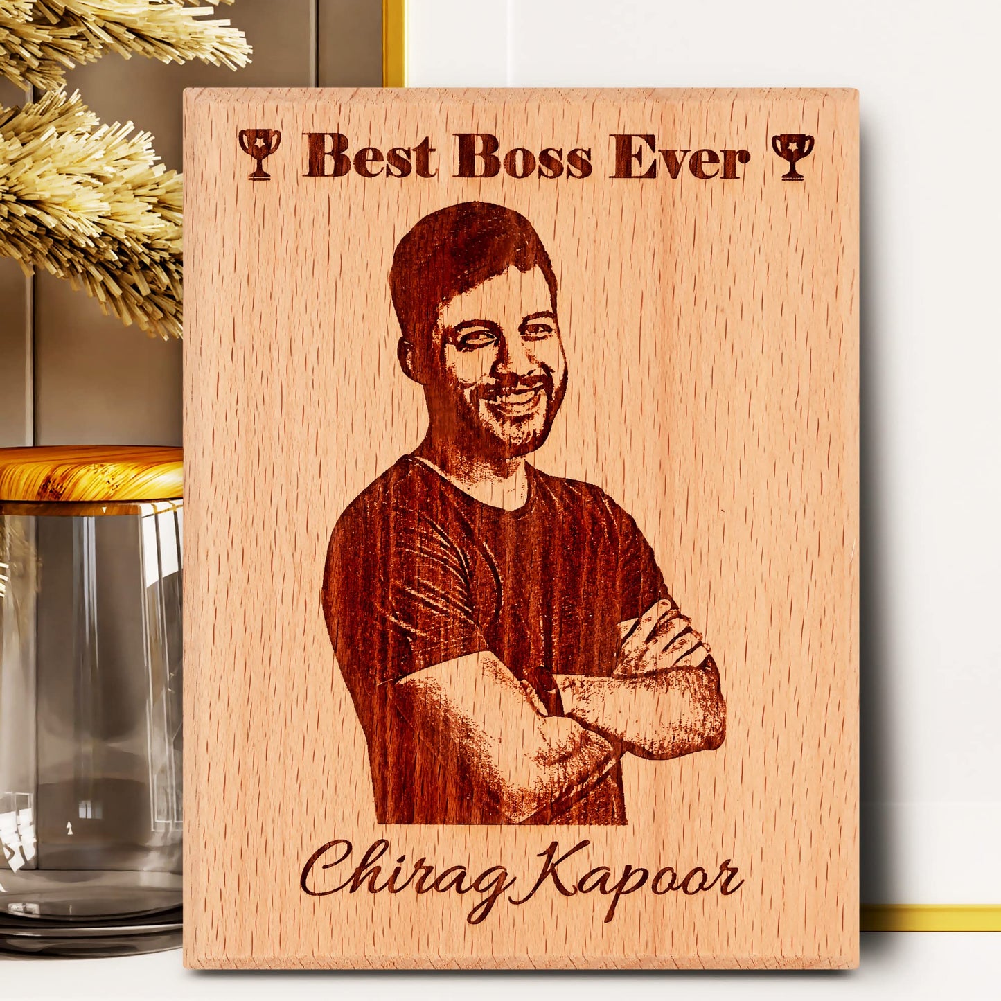 GFTBX Personalized Engraved Wooden Photo Frame For Boss, Manager & Colleagues - Gift For Boss With Photo On Plaque Customized Gifts For Office Colleague (5x4 Inches, Wood), Tabletop