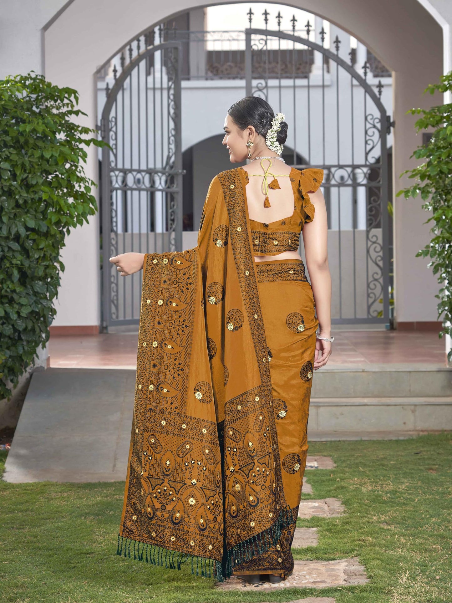 MANOHARI Womens Most Trendy Banarasi Woven Mustard Saree With Heavy Jacquard Work Saree With Blouse Piece