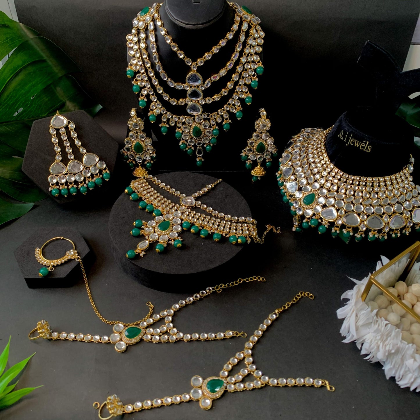 I Jewels Wedding Collection Traditional Ethnic Gold Plated Pearl & Kundan Stone Work Bridal Jewellery Set For Women (Green) (BLP036G)