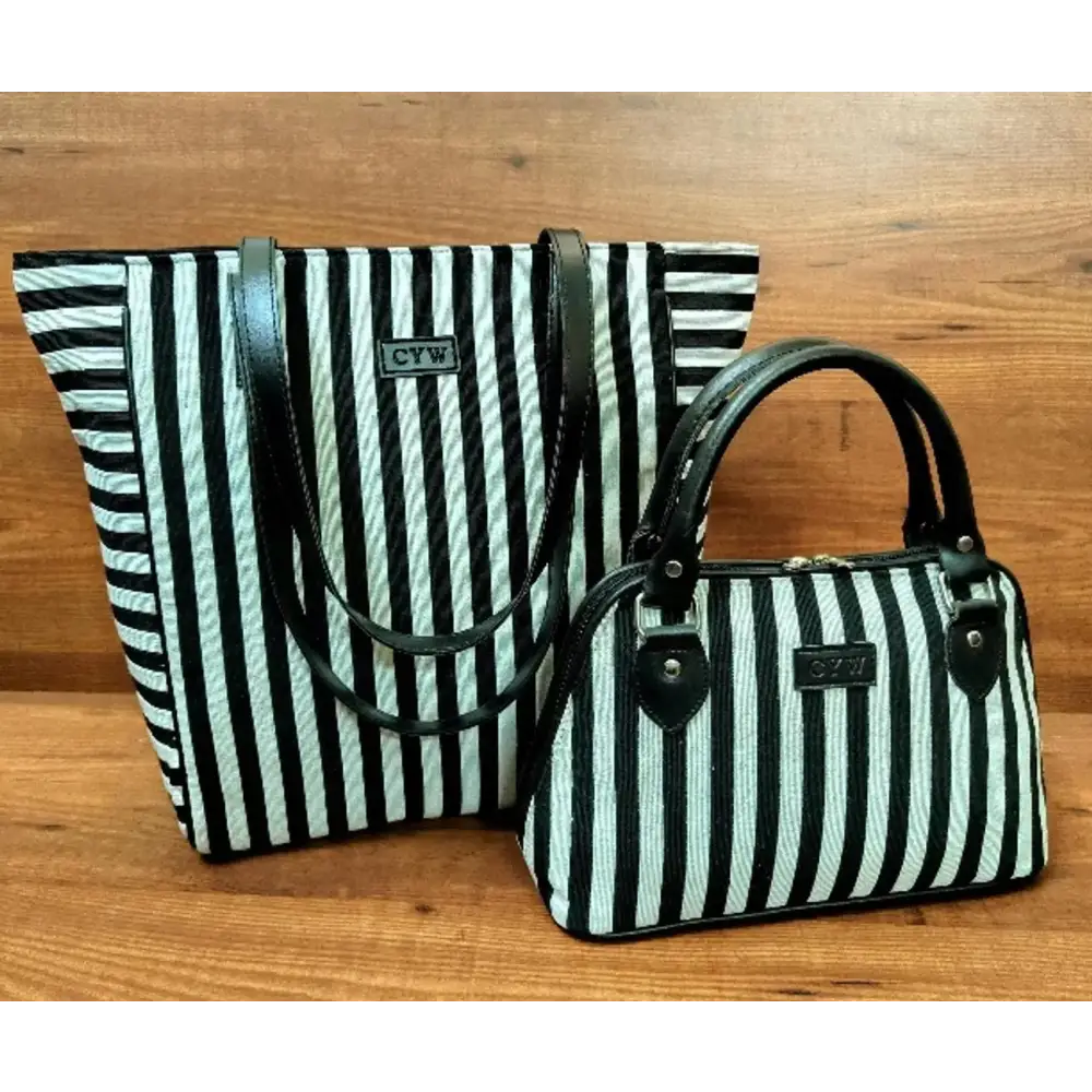 BLACK WHITE HANDBAG COMBO 