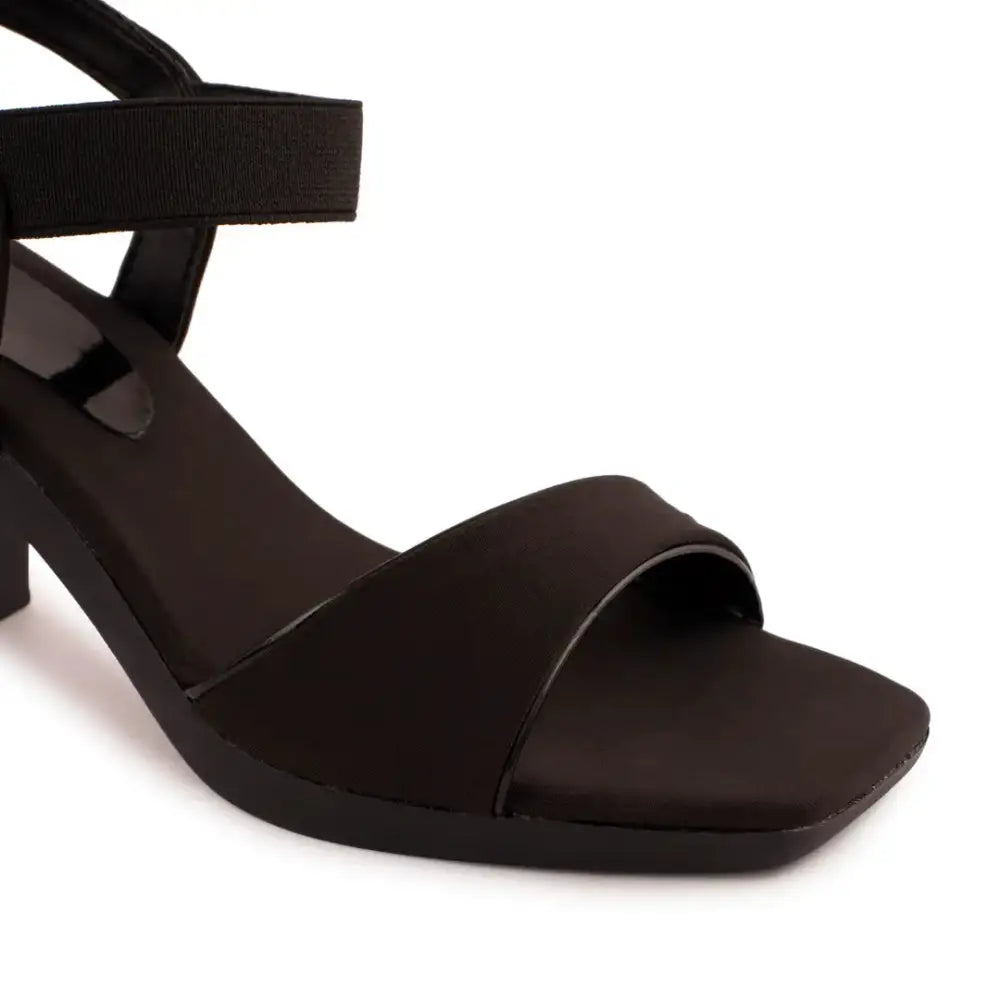 CARRITO Black Stylish Heels Sandals for Women 