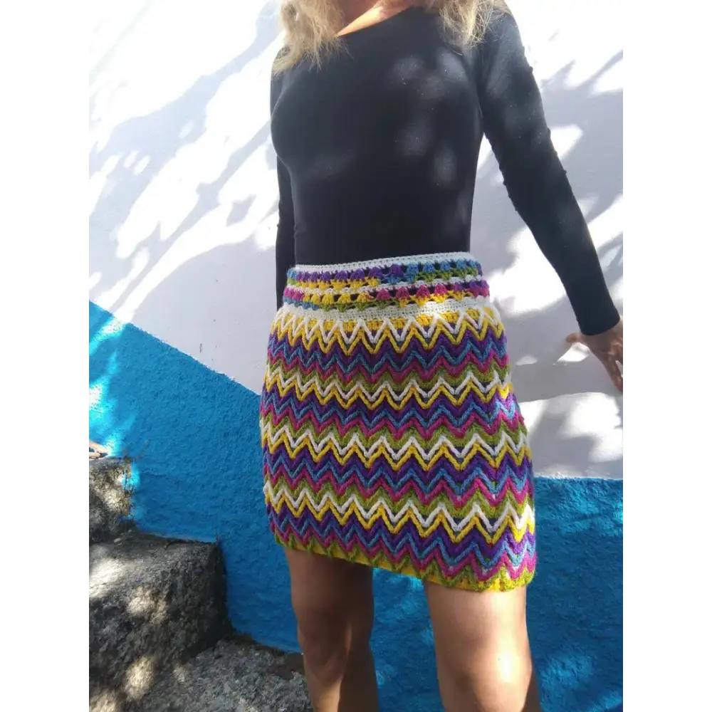 Elegant Multicoloured Knitted Woven Design Skirts For Women 