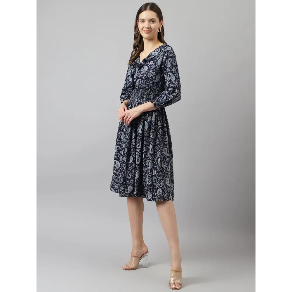 KERI PERRY Women’s Navy Blue Crepe Paisley Print Fit &