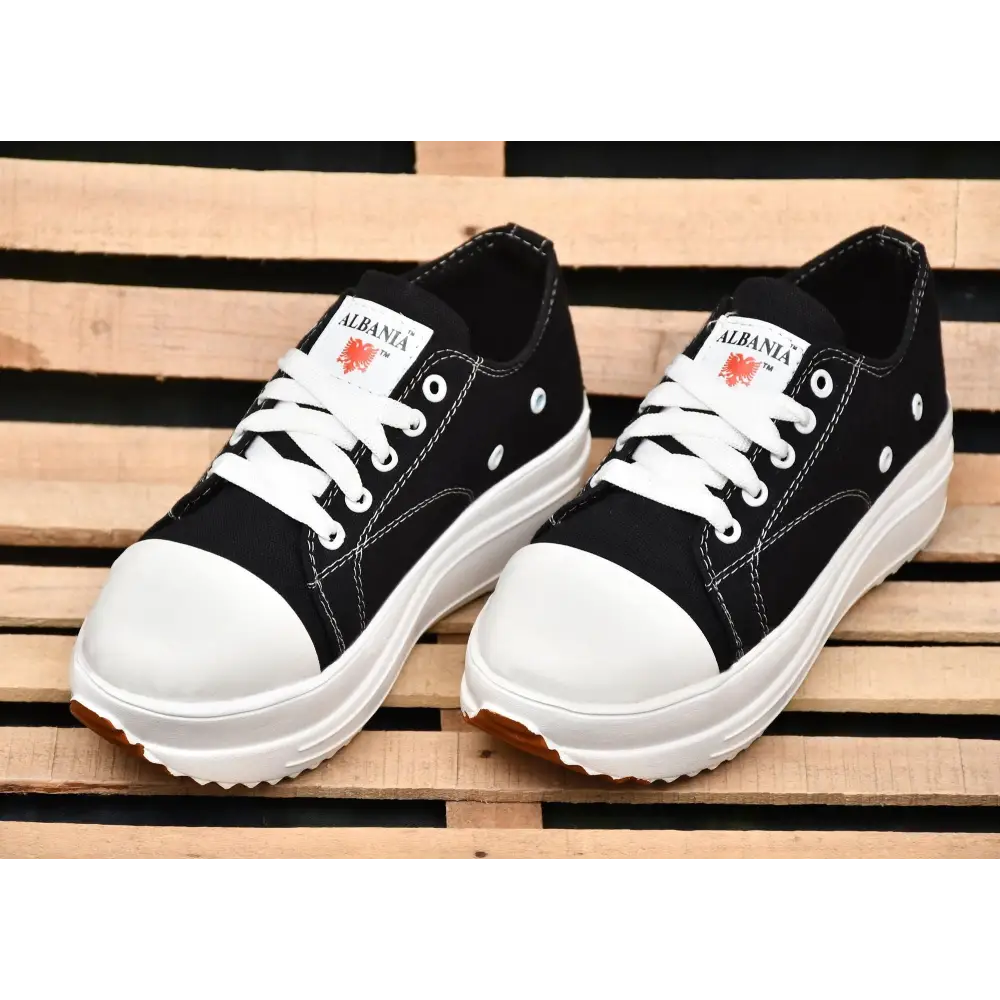 Latest Women’s Sneakers Shoes