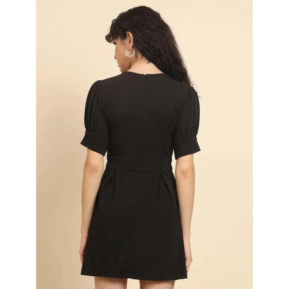 TRENDARREST Black Overlap Dress