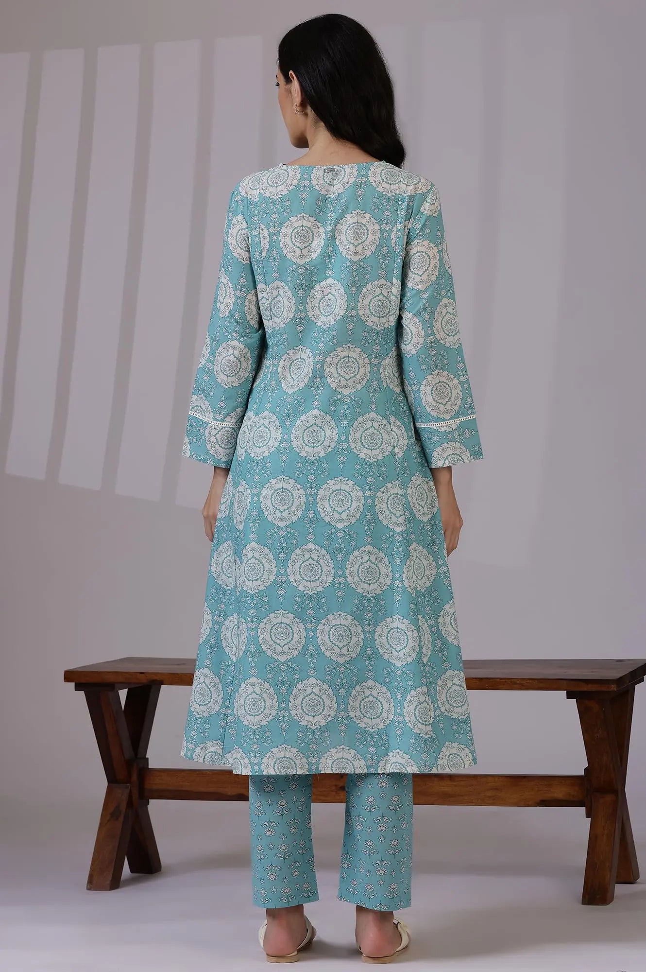 W for Woman Blue Floral Printed A-line Pure Cotton Kurta and Pants Co-ord Set (Size: L)-WS12335-123938 SaumyasStore