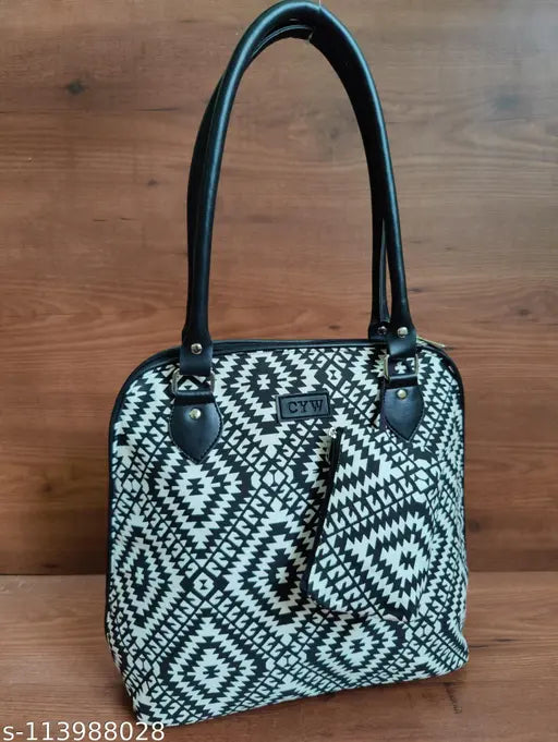 SHOULDER BAG WITH PARTITION