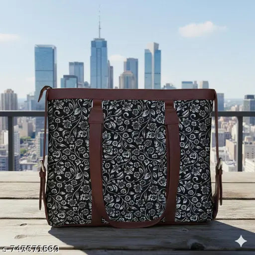 A  Floral Jacquard Tote Bag for Women