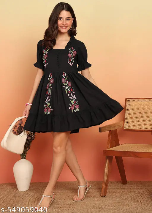 Vbuyz Women'S Black Embroidery Flare Cotton Stitched Dress
