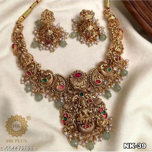 jewellery,choker,necklace,jewellery set,indian wedding jewellery set,Maangalyam/Murukku,south,indian,maharastrian,highquality set for women girls