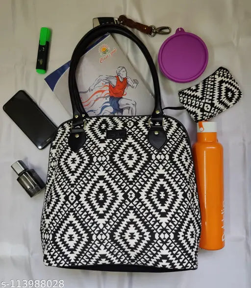 SHOULDER BAG WITH PARTITION