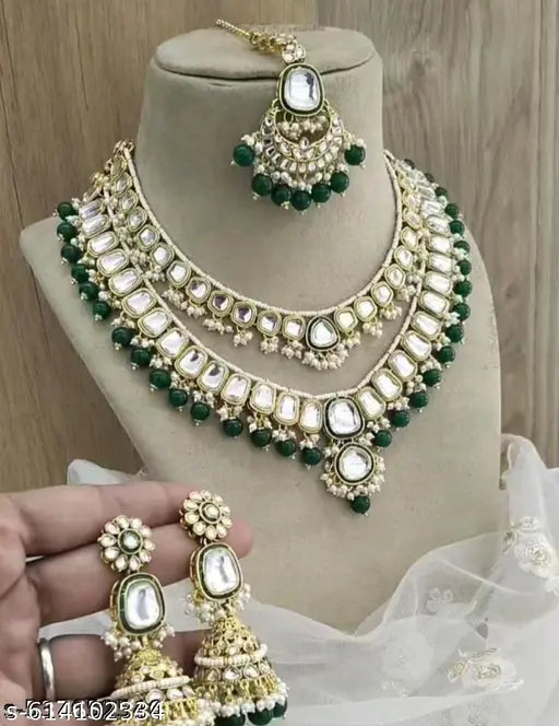 Kundan Combo Jewellery Set With Earrings and Maangtika