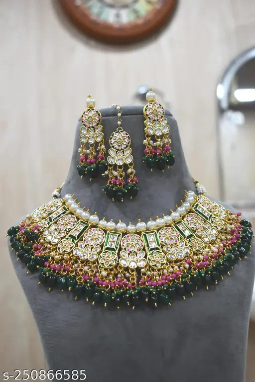 Latest Designer Choker Necklace Set for her