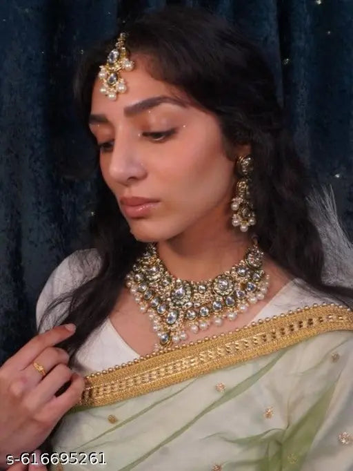 Royal   White Heavy Bridal Kundan Choker Necklace Set with Big Earrings & Maang Tikka for Wedding