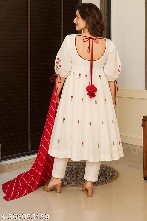 Kotrons Women Embroidered Chanderi  SILK  kurta set