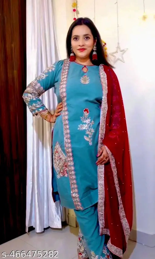 NEW DESIGNER PARTY WEAR HEAVY VISCOSE VELVET TOP WITH PENT