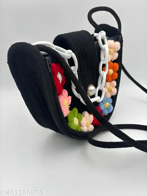 2024 Summer Macrame  Straw Rattan Woven Daisy Flower Shoulder Crossbody Handbag for womens and Girls Tote bag Shoulder bag Trendy