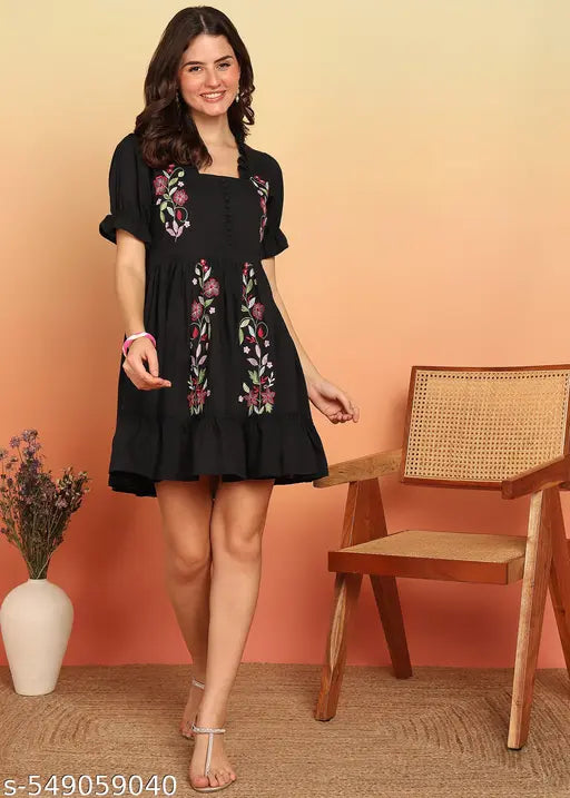 Vbuyz Women'S Black Embroidery Flare Cotton Stitched Dress