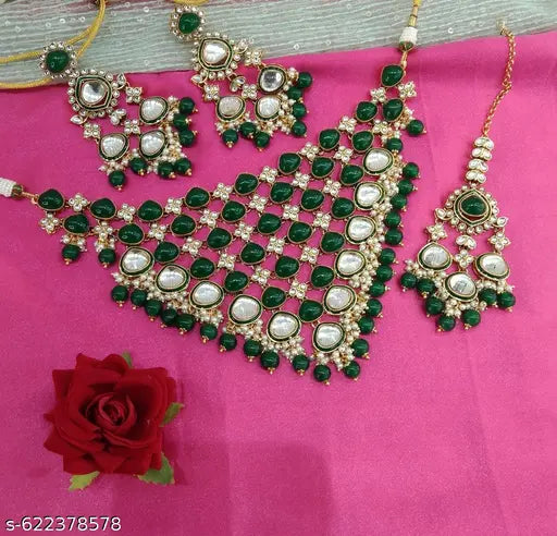 Royal Green Kundan Choker Necklace Set for Women – Bridal & Wedding Heavy Jewellery with Earrings and Maang Tikka
