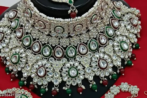TRADITIONAL GOLD PLATED KUNDAN ETHNIC BRIDAL JEWELLERY SET FOR WOMENS