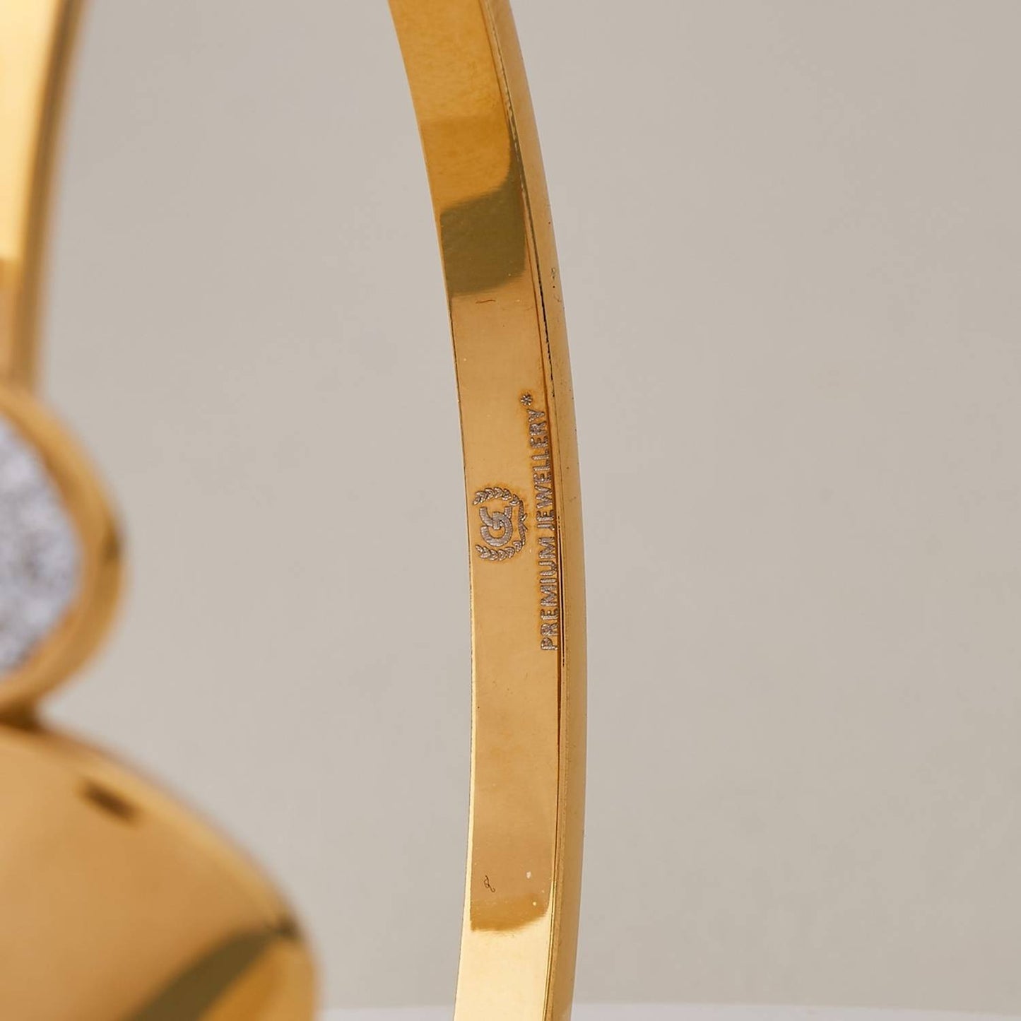 Stainless Steel Gold-plated Gold Jewellery Set