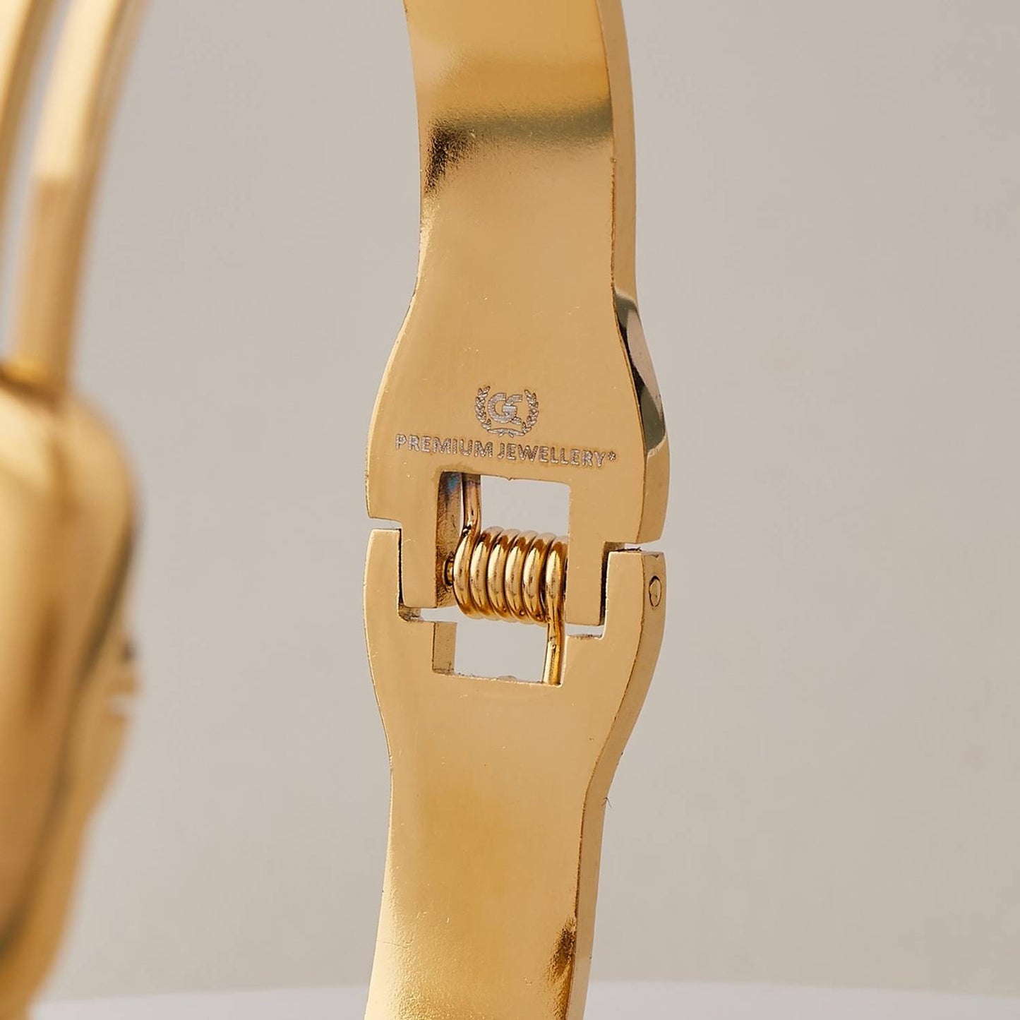 Stainless Steel Gold-plated Gold Jewellery Set