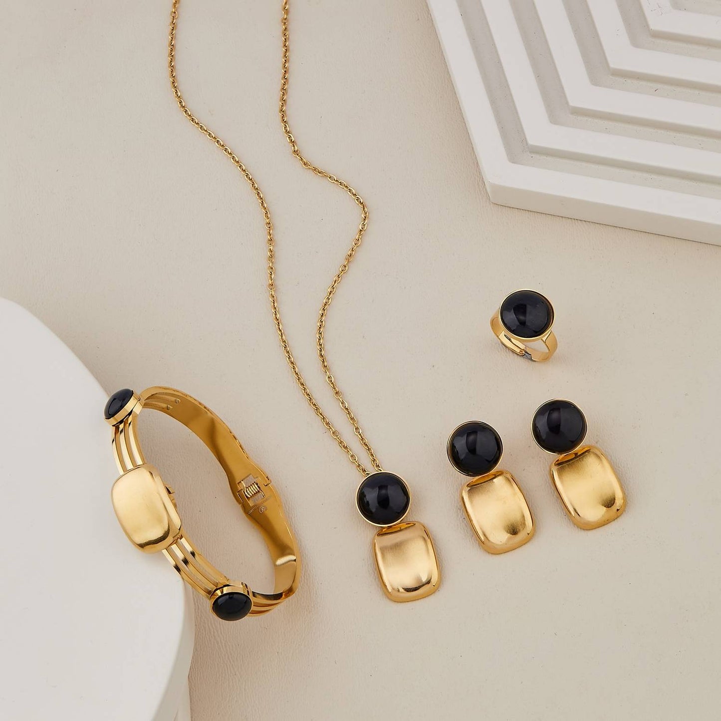 Stainless Steel Gold-plated Gold Jewellery Set