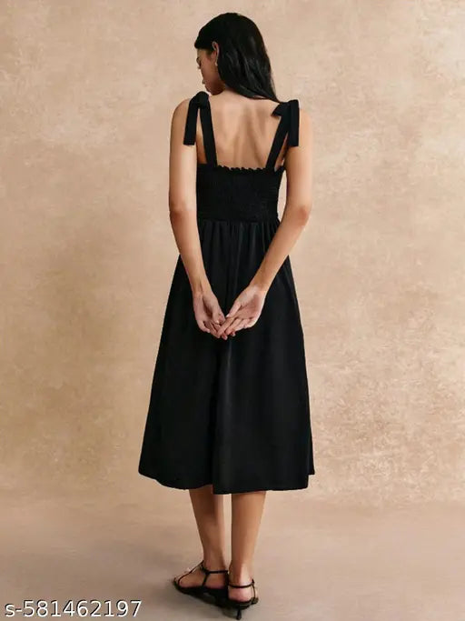 Berrylush Women Black Solid Shoulder Straps Split Thigh A-Line Midi Dress