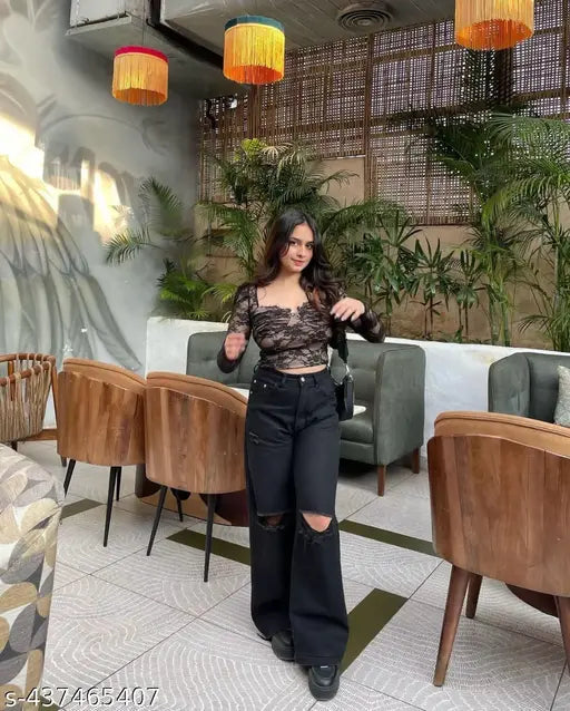 high waist knee cut jeans //trending womans hotseleing wideleg knee cut jeans