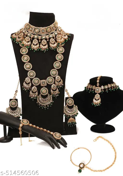 Kundan Bridal Jewellery Set For Women And Girls.