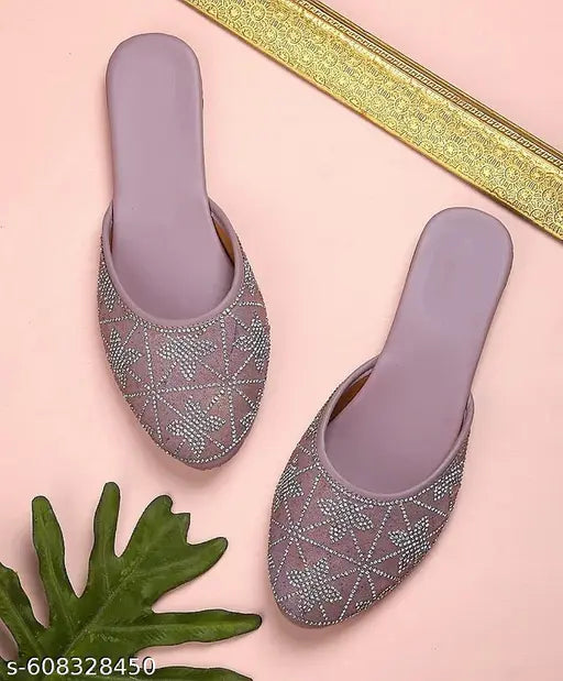 womens stylish mojaris and bellies