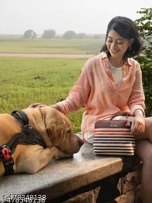 Zouk Qutub Stripes OOO Sling Bag