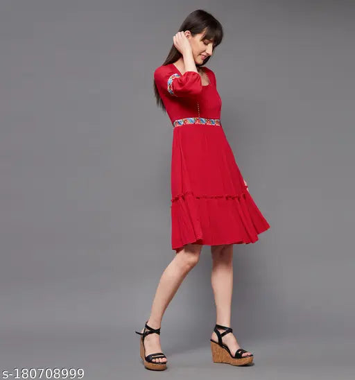 Miss Chase Women's Solid Square Neck Red Dresses