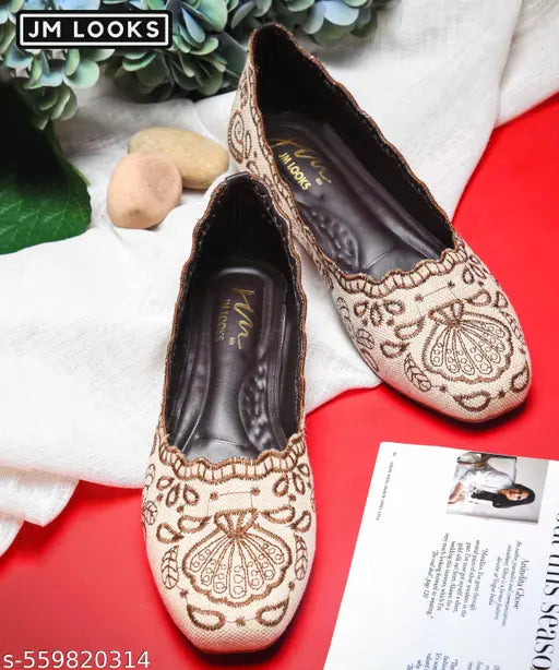 Women's Bellies Flat-ShoesEmbellished Slip-on Shoes for Casual Outing Long Walk - Brown