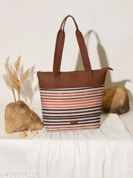 Zouk Qutub Stripes day to day Tote bag