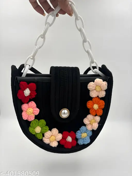 2024 Summer Macrame  Straw Rattan Woven Daisy Flower Shoulder Crossbody Handbag for womens and Girls Tote bag Shoulder bag Trendy