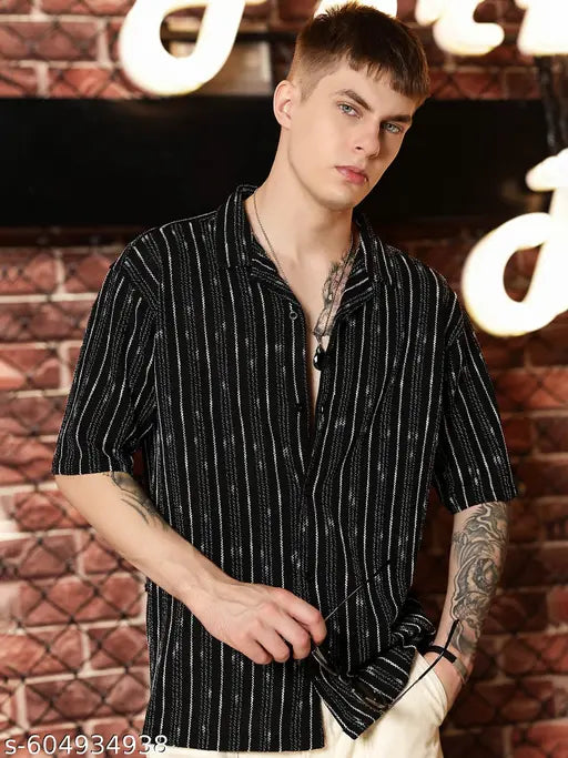 Maniac Mens Textured Lines Collared Neck Full Sleeve Black & White Cotton Shirt