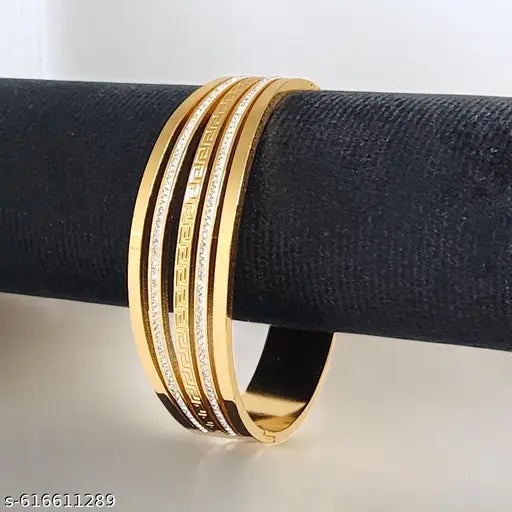 Anti Tarnish Gold Plated Stainless Steel Bracelet For Women & Girls