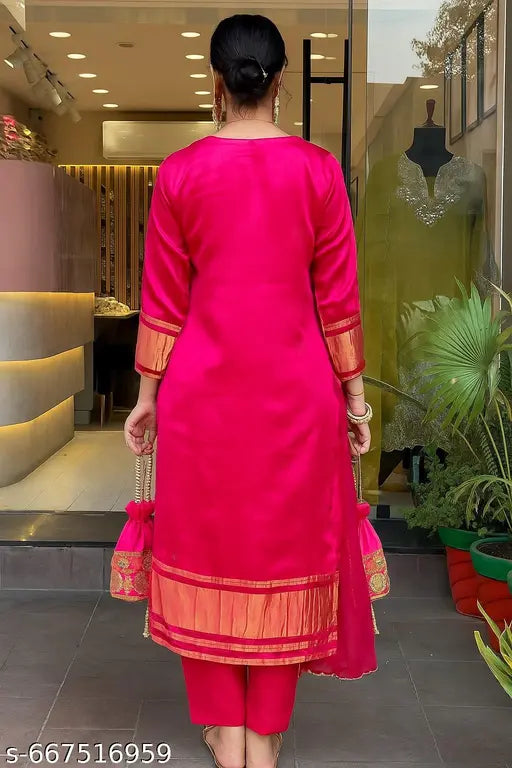 women's  kurta set