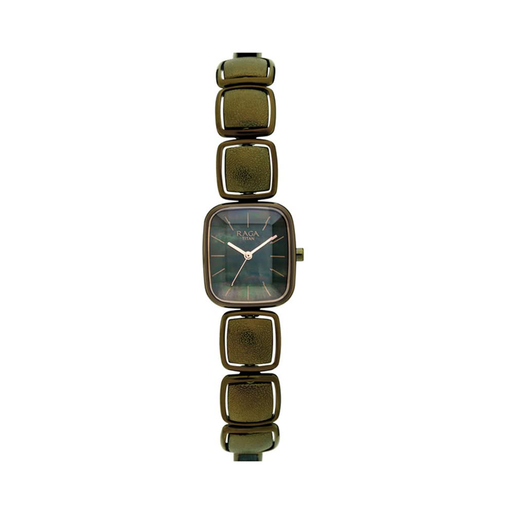 Titan Green Dial Analog Watch For Women -NR95136QM01