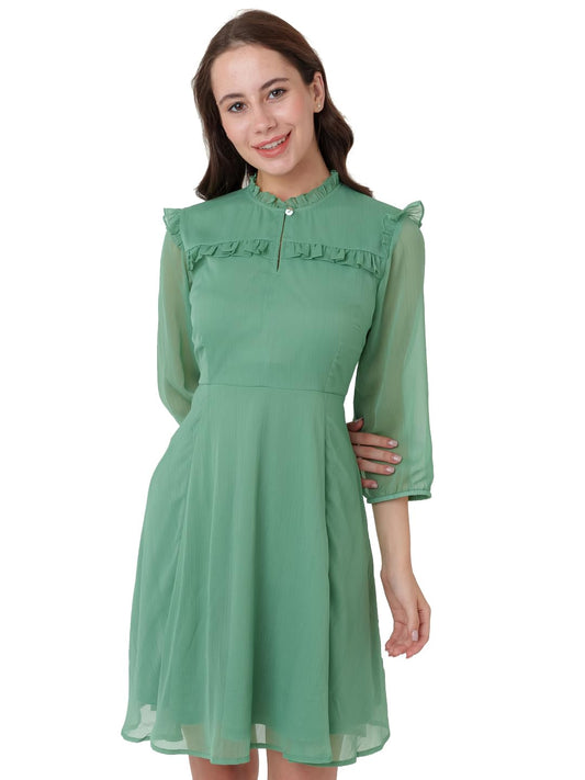 Zink London Women's Green Solid Regular Short Dress