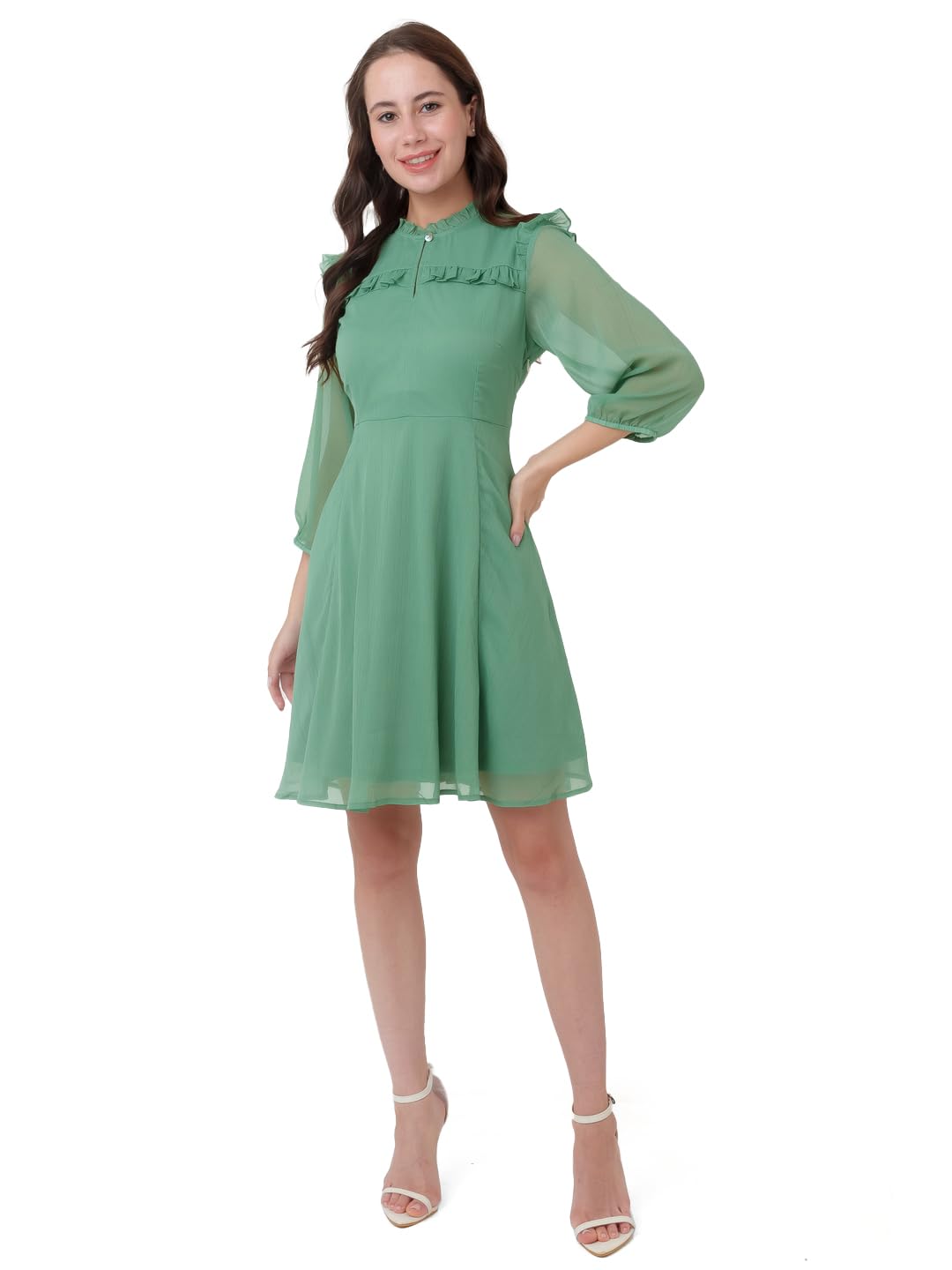 Zink London Women's Green Solid Regular Short Dress