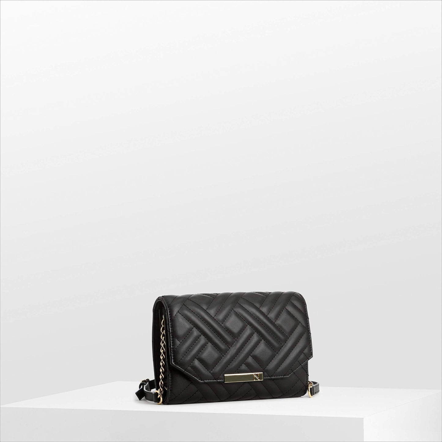 Naturalizer CLEA Clutch, Black