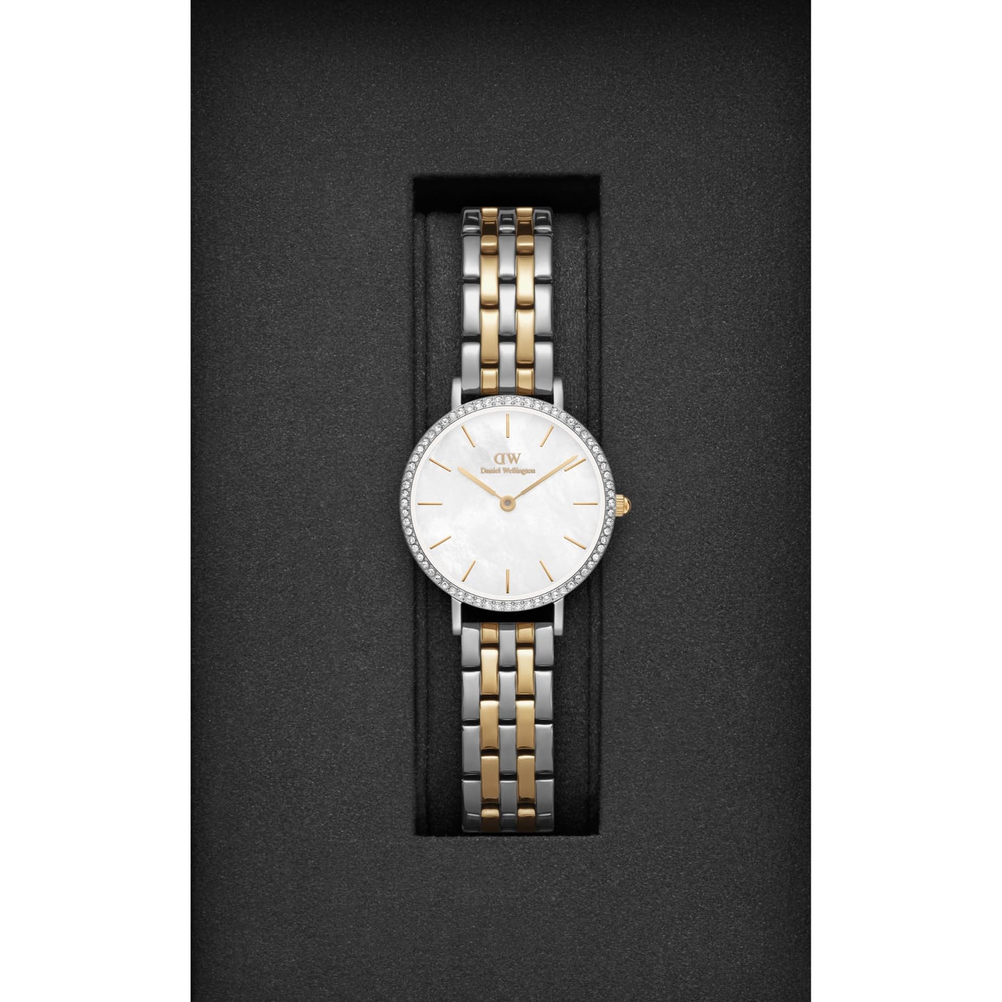 Daniel Wellington Women Analogue Mother of Pearl White Round Dial Watch- DW00100665K